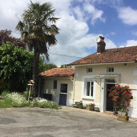 The Little House Villa Mezieres-sur-Issoire Екстериор снимка